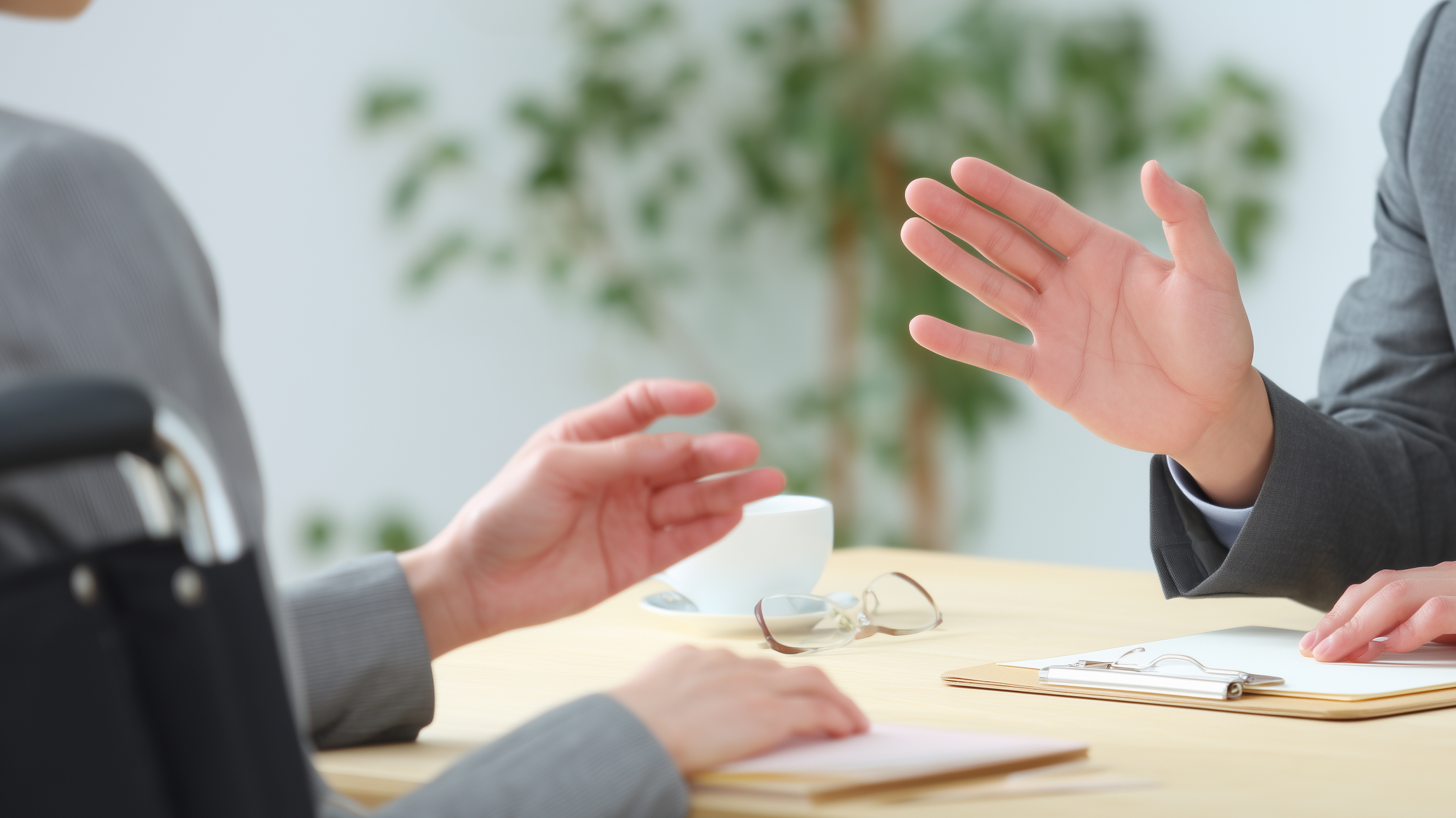 ひかり探偵事務所(浮気調査)